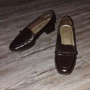 Soft style by Hush puppies dark brown dress shoes Sz 7.5